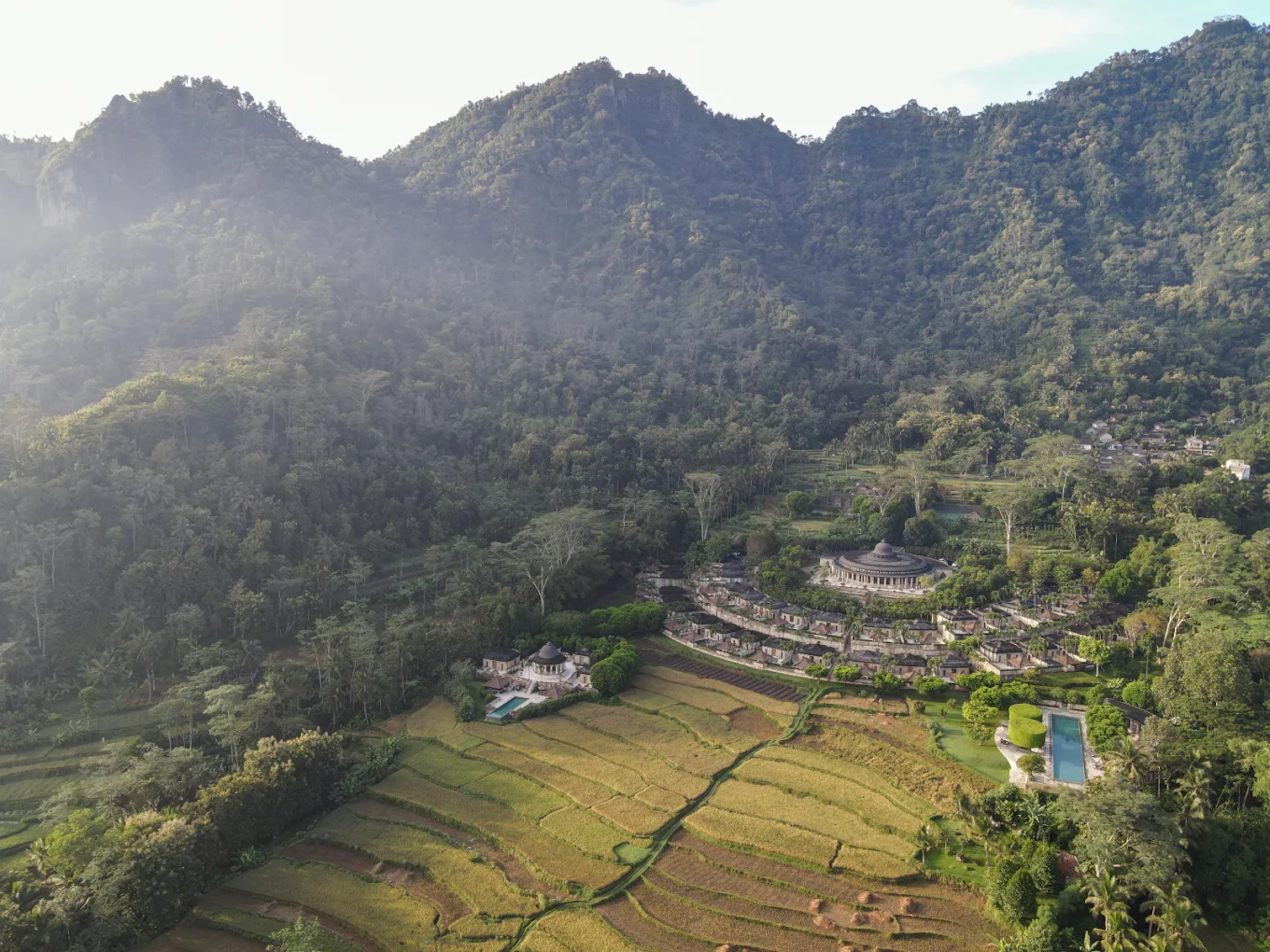 The picture of Aman Jiwo, a 100 million rupiah hotel